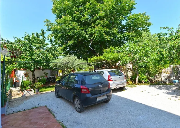 With Parking Space Kukci, - 20797 *