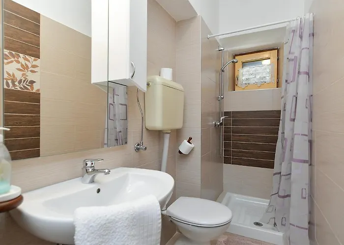 With Parking Space Kukci, - 20797 * Porec