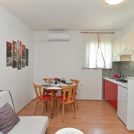 Apartament With A Parking Space Kukci, - 20797 Poreč