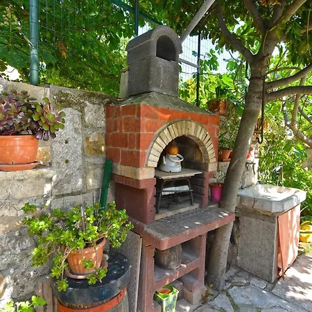 With Parking Space Kukci, - 20797 アパート *